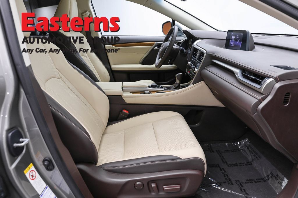 Used 2018 Lexus RX 350 AWD w/ Premium Package image 31