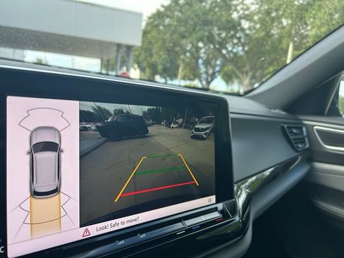 New 2026 Volkswagen Atlas Cross Sport SEL R-Line image 14