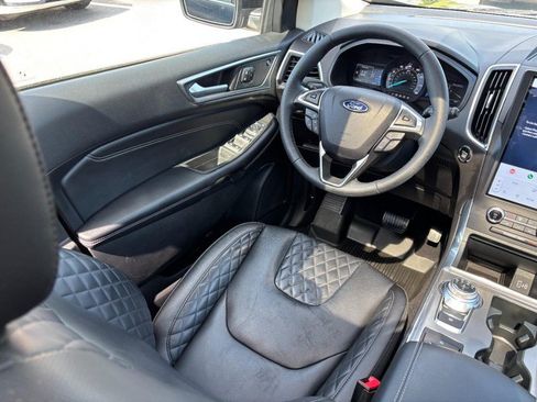 Used 2024 Ford Edge Titanium w/ Equipment Group 301A AWD/4WD image 12