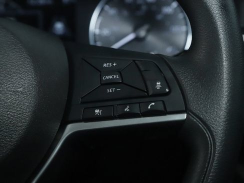 Used 2023 Nissan Kicks SV FWD image 25
