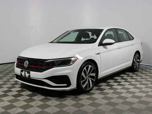 Used 2021 Volkswagen Jetta GLI image 3