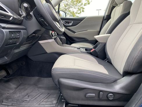 Used 2022 Subaru Forester Premium image 20