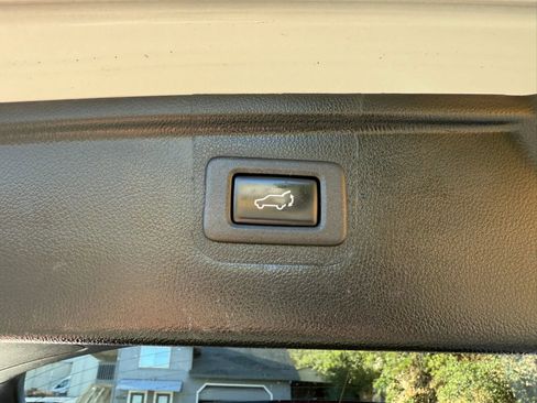 Used 2019 Subaru Outback 2.5i Premium w/ Popular Package #2 AWD/4WD image 21