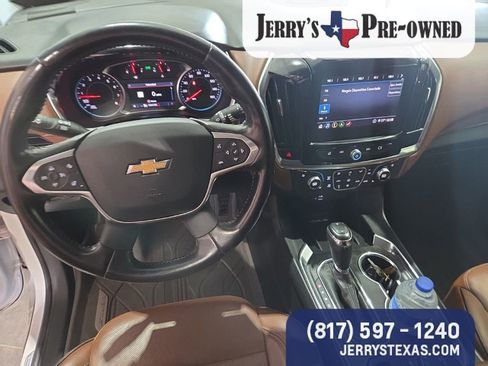 Used 2020 Chevrolet Traverse High Country FWD image 9