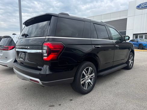Used 2024 Ford Expedition Limited AWD/4WD image 7