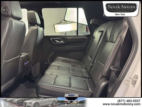 Used 2022 Chevrolet Tahoe RST w/ Luxury Package AWD/4WD image 13