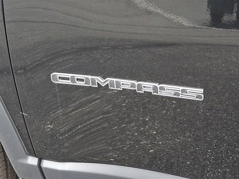 New 2026 Jeep Compass Limited image 21