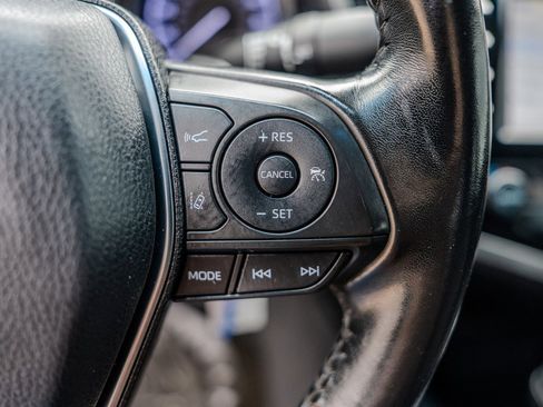 Used 2019 Toyota Camry SE image 17