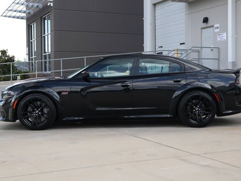 Used 2022 Dodge Charger Scat Pack RWD image 4