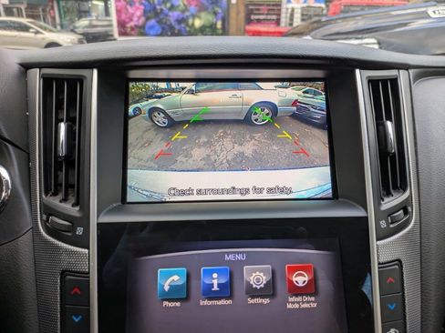 Used 2017 INFINITI Q50 2.0t image 13