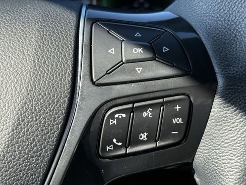 Used 2018 Ford Explorer Limited w/ Equipment Group 301A image 16