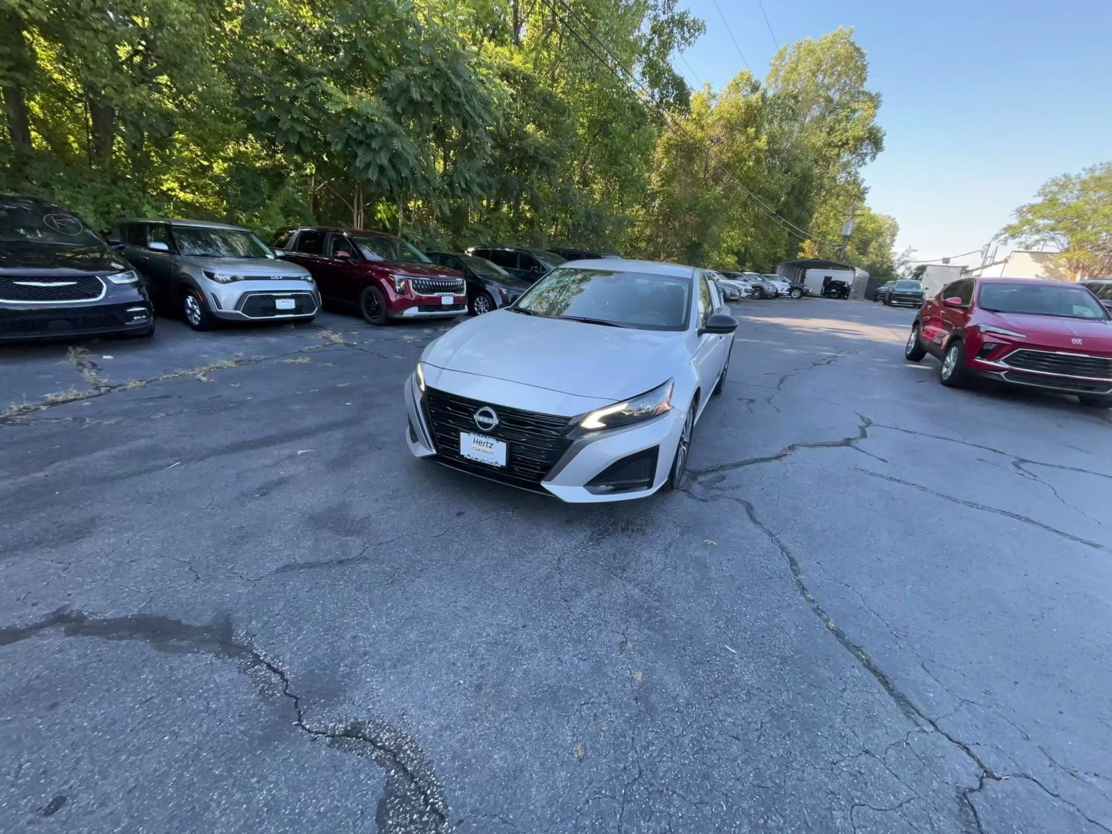 Used 2026 Nissan Altima 2.5 SV FWD image 6