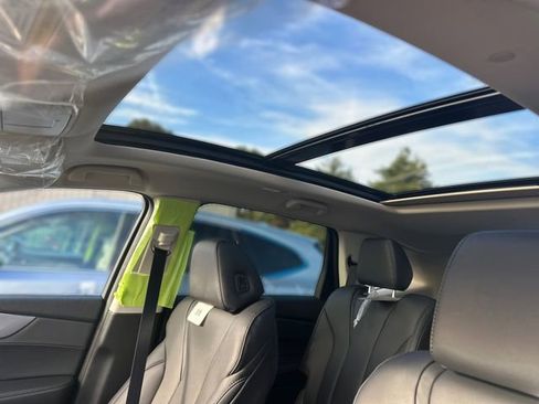 New 2026 Acura MDX SH-AWD image 19