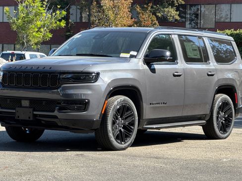 New 2025 Jeep Wagoneer Series II image 7