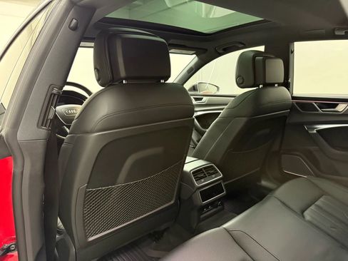 Used 2021 Audi RS 7 Prestige image 41