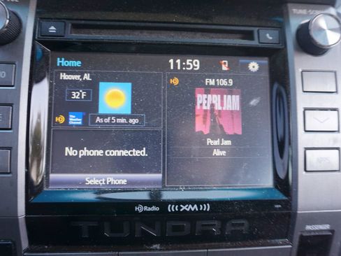 Used 2015 Toyota Tundra SR5 w/ TRD Off Road Package image 9