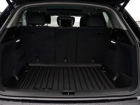 Used 2020 Audi Q5 2.0T Premium w/ Convenience Package image 10