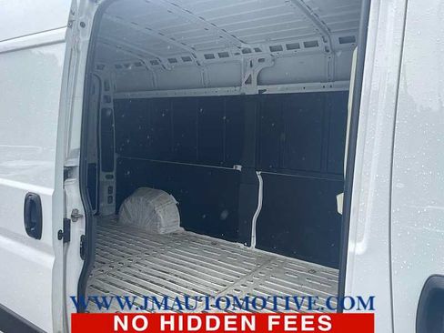 Used 2023 RAM ProMaster 2500 FWD image 6
