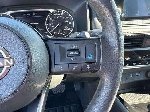 Used 2023 Nissan Rogue SV image 28