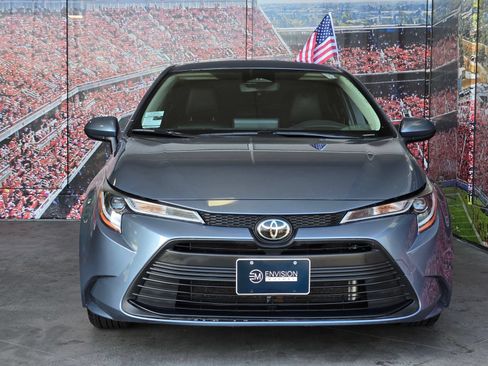 Certified 2024 Toyota Corolla LE FWD image 3