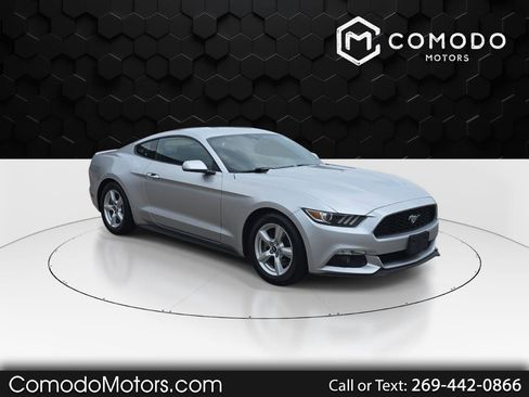 Used 2015 Ford Mustang Coupe RWD image 1