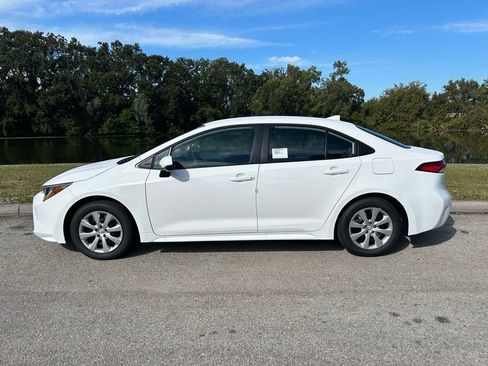 Certified 2026 Toyota Corolla LE FWD image 2