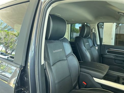 Used 2024 RAM 2500 Laramie w/ Towing Technology Group AWD/4WD image 28