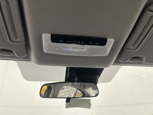 New 2025 Nissan Versa S w/ S Plus Package FWD image 31