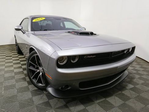 Used 2016 Dodge Challenger R/T Scat Pack image 3