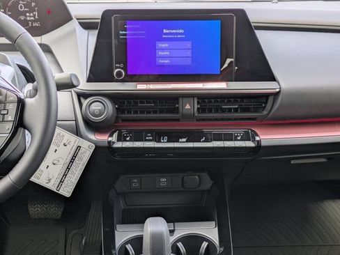 New 2025 Toyota Prius Plug-In Hybrid FWD image 18