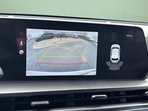 Used 2023 Kia Telluride LX image 31