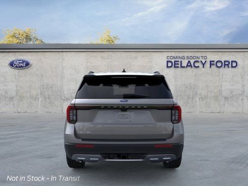 New 2026 Ford Explorer Active w/ Active Comfort Package AWD/4WD image 6