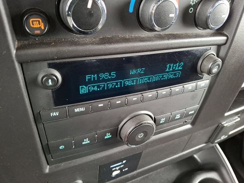 Used 2023 GMC Savana 2500 w/ Driver Convenience Package image 16