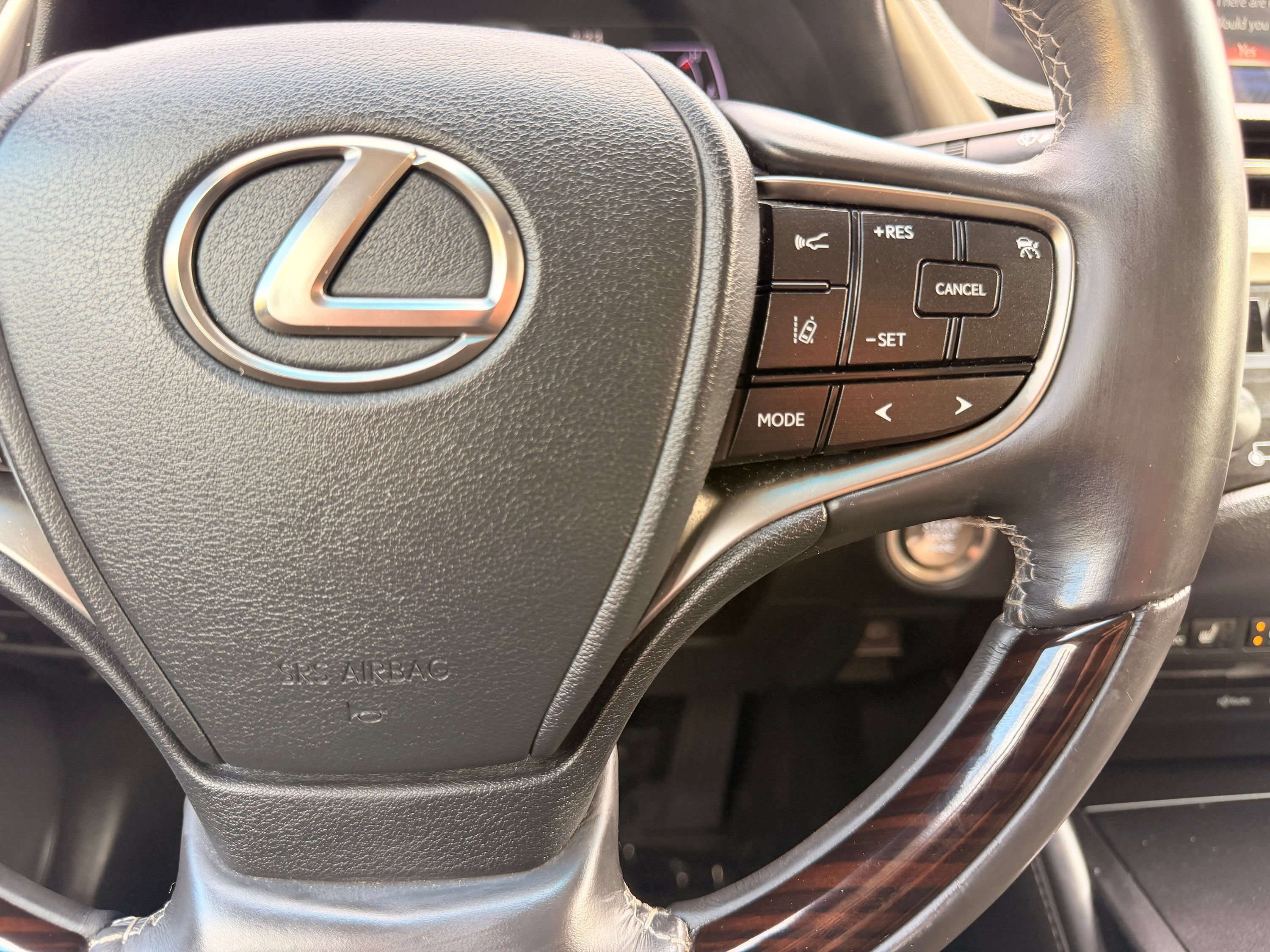 Used 2020 Lexus ES 350 w/ Premium Package FWD image 33