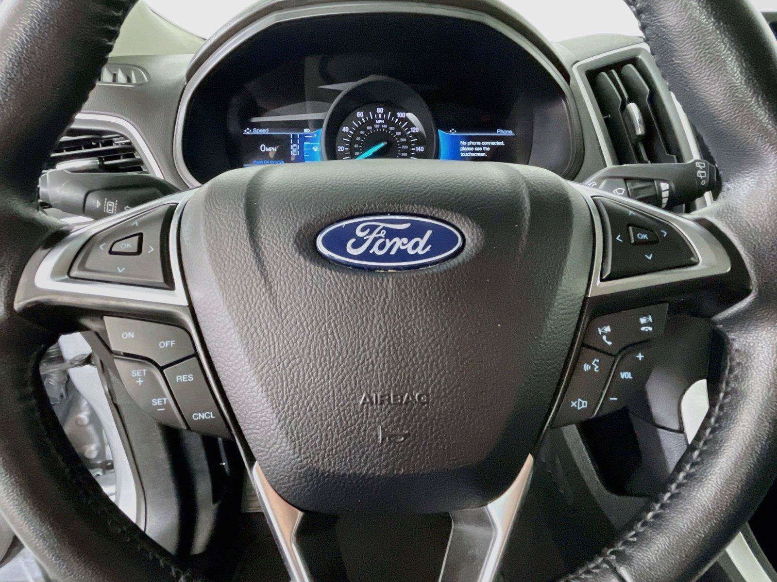 Used 2024 Ford Edge SEL AWD/4WD image 15