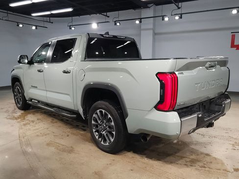 Used 2025 Toyota Tundra Limited AWD/4WD image 5