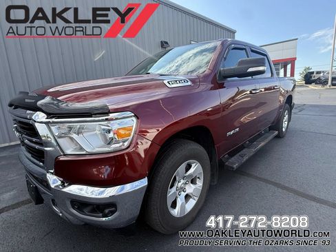 Used 2020 RAM 1500 Big Horn AWD/4WD image 1