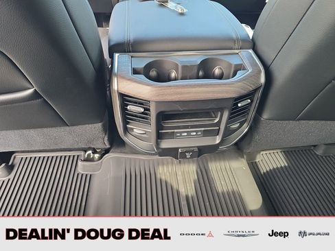 New 2026 RAM 3500 Laramie AWD/4WD image 25