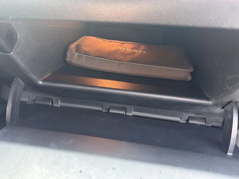 Used 2017 Jeep Cherokee Trailhawk w/ Comfort/Convenience Group image 17