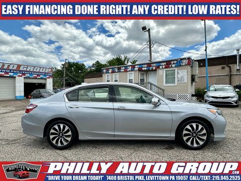 Used 2017 Honda Accord Hybrid Sedan image 8