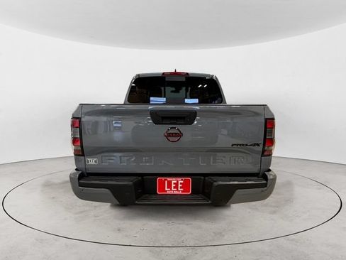 Used 2024 Nissan Frontier PRO-4X w/ Technology Package AWD/4WD image 5
