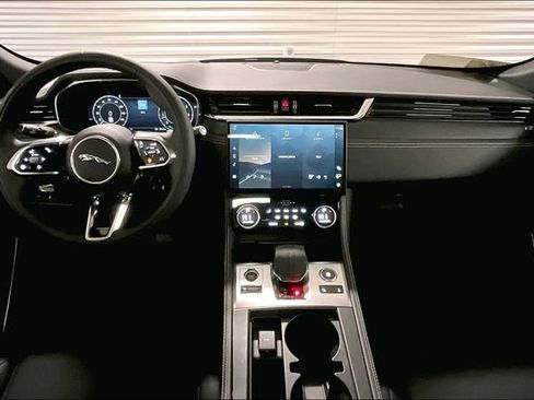 New 2026 Jaguar F-PACE R-Dynamic S AWD/4WD image 6