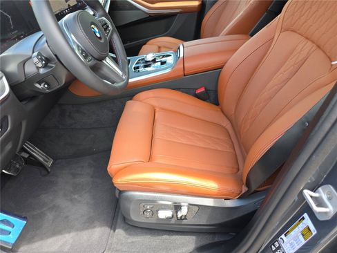 New 2026 BMW X5 M60i AWD/4WD image 21