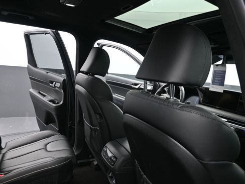 Used 2023 Hyundai Palisade Calligraphy w/ Cargo Package image 30