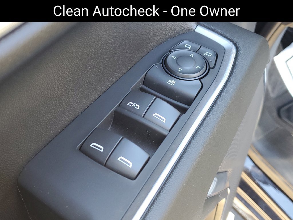Used 2024 Chevrolet Silverado 1500 LT AWD/4WD image 7