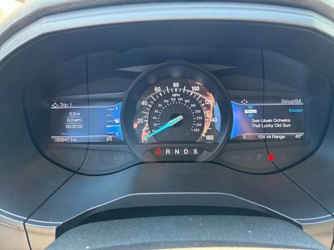 Certified 2022 Ford Edge SEL w/ Convenience Package image 21