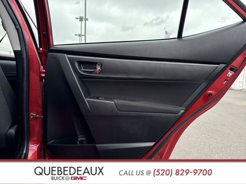 Used 2019 Toyota Corolla LE image 32