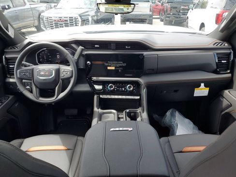 New 2026 GMC Sierra 2500 AT4 w/ AT4 Premium Plus Package AWD/4WD image 13