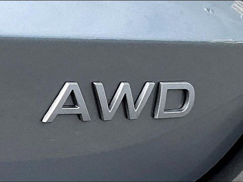 New 2026 Nissan Kicks SV w/ SV Premium Package image 9