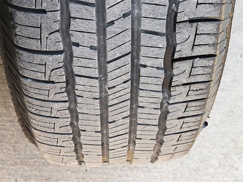 Used 2019 Nissan Rogue S w/ Special Edition Package image 11